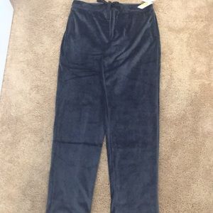 “Natori” plush sleepwear/go around trousers, NWT,M